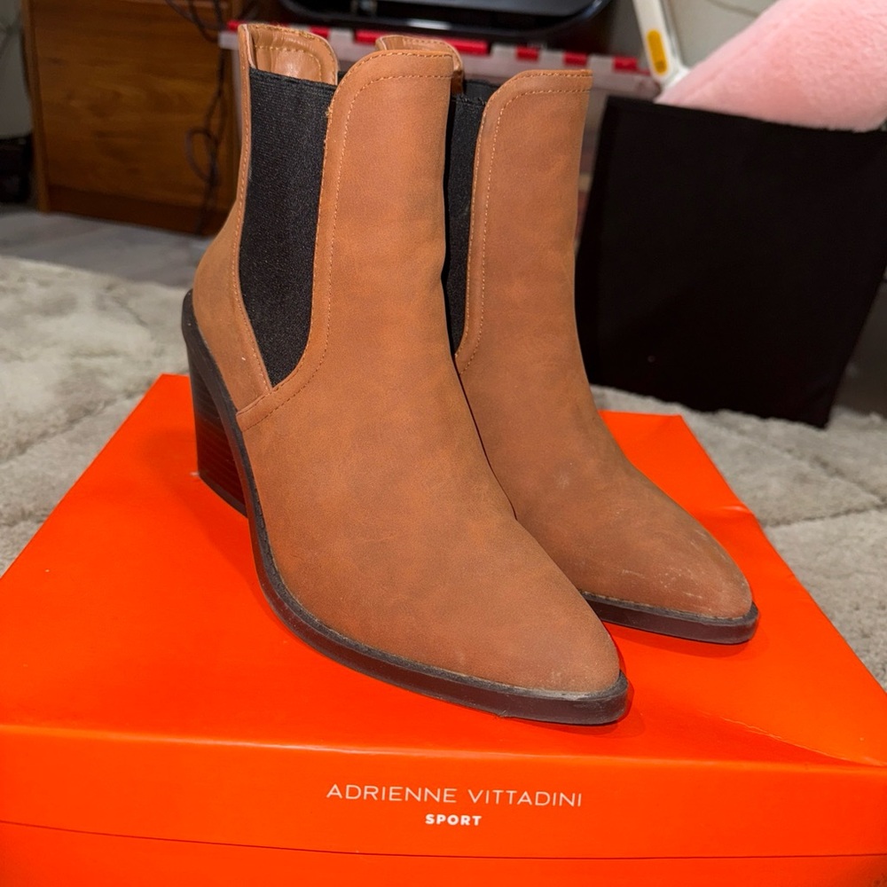 Campsite Boots Women's Size 7.5 Brown Suede